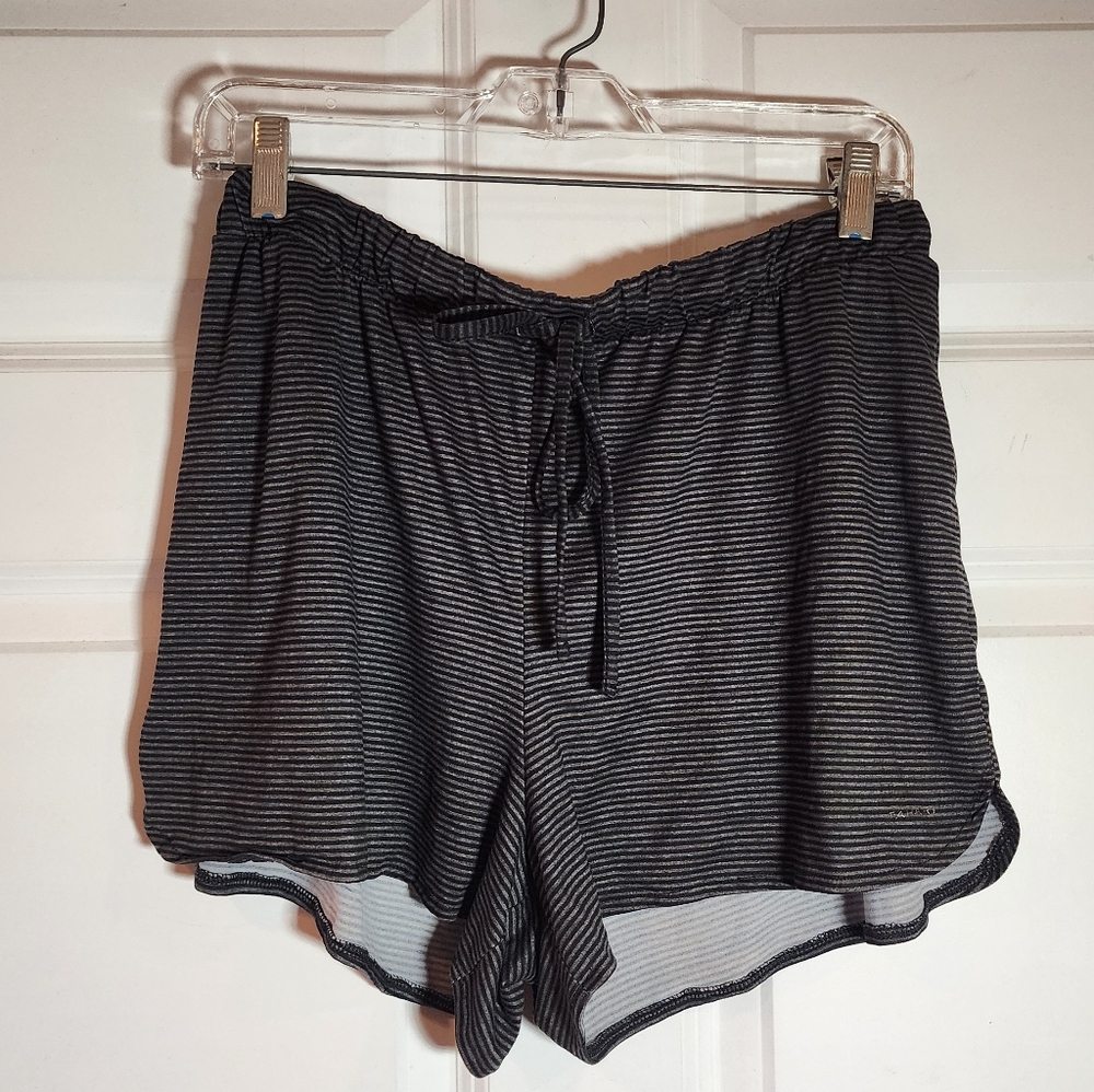 Tahari Striped Black Gray Lounge Shorts Large